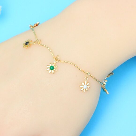 Chic & Stylish Bracelet – A Thoughtful Gift for Women and Girls, DYC1059 - Picture 1 of 8